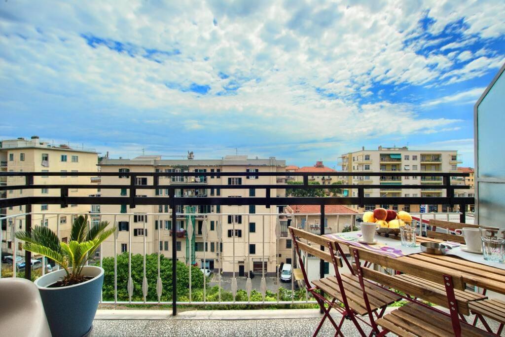 Appartamento Di Fronte Alla Pista Ciclabile Con 2 Camere Da Letto E Wifi Imperia Eksteriør bilde